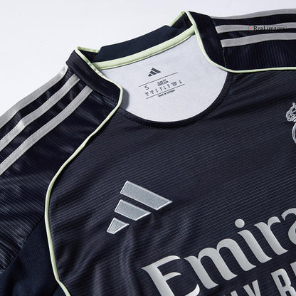 Real Madrid Bortedrakt 2025/26 – MBAPPÉ #10 [PREMIUM] – bilde 8