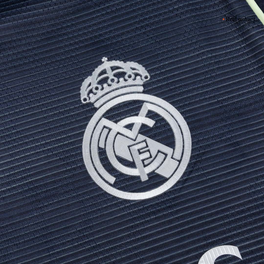 Real Madrid Bortedrakt 2025/26 – MBAPPÉ #10 (Spillerversjon) [PREMIUM] – bilde 7