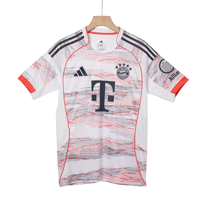 Bayern München Bortedrakt 2025/26 – bilde 11