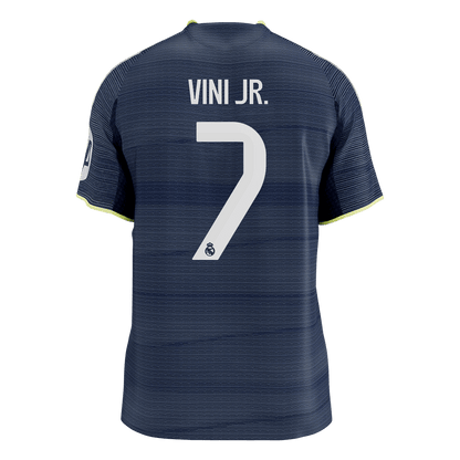 Real Madrid Bortedrakt 2025/26 – VINI JR. #7 (Spillerversjon) [PREMIUM] – bilde 9
