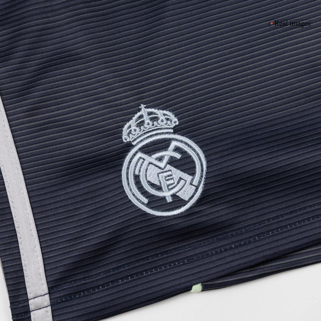 Real Madrid Bortedraktsett Barn 2025/26 [PREMIUM] – bilde 3