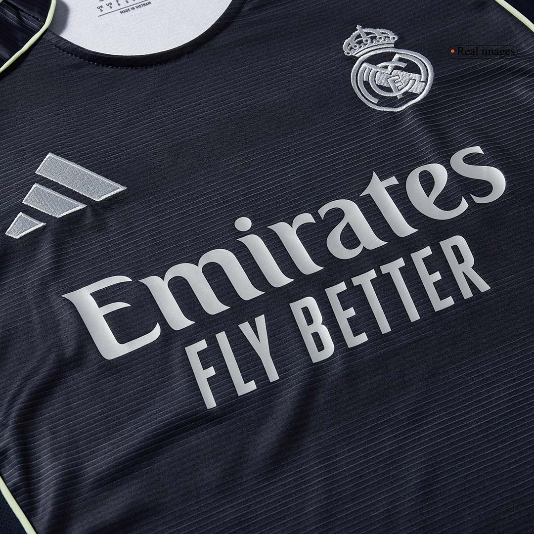 Real Madrid Bortedrakt 2025/26 – MBAPPÉ #10 [PREMIUM] – bilde 5